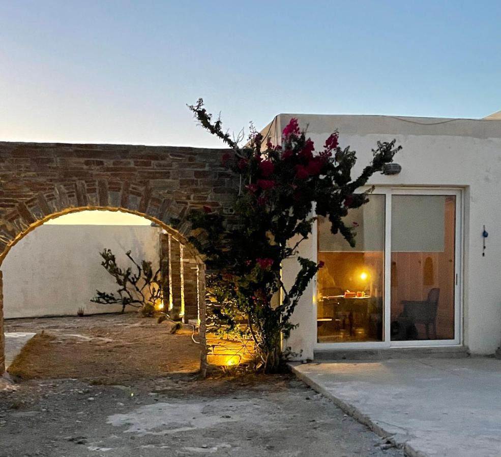 Charakas Horizon Apartment Gavrio Exterior foto